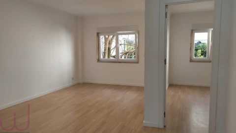Apartamento T2 para Venda em Algueirão-Mem Martins