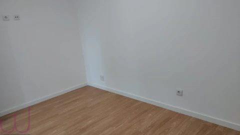 Apartamento T2 para Venda em Algueirão-Mem Martins
