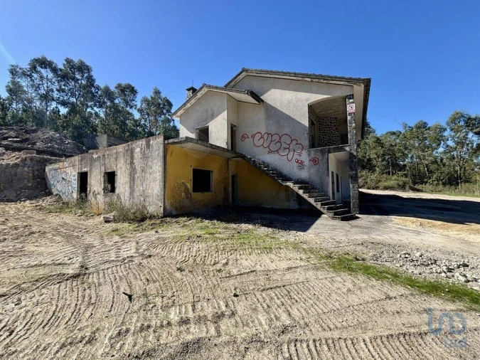 Moradia T3 para Venda em Forjães Foto 2