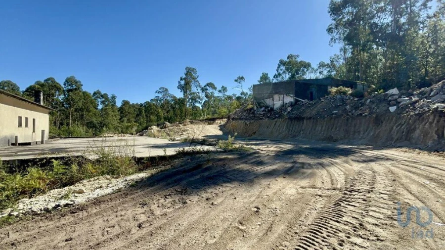 Moradia T3 para Venda em Forjães Foto 5