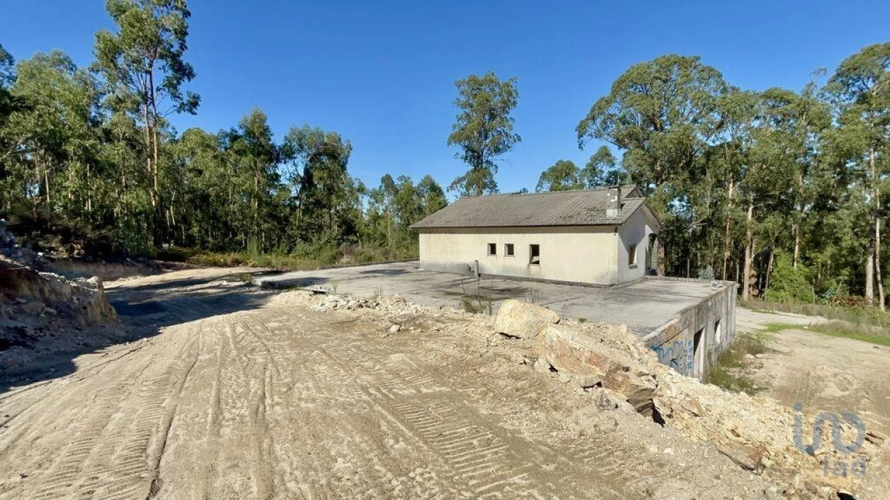 Moradia T3 para Venda em Forjães Foto 7