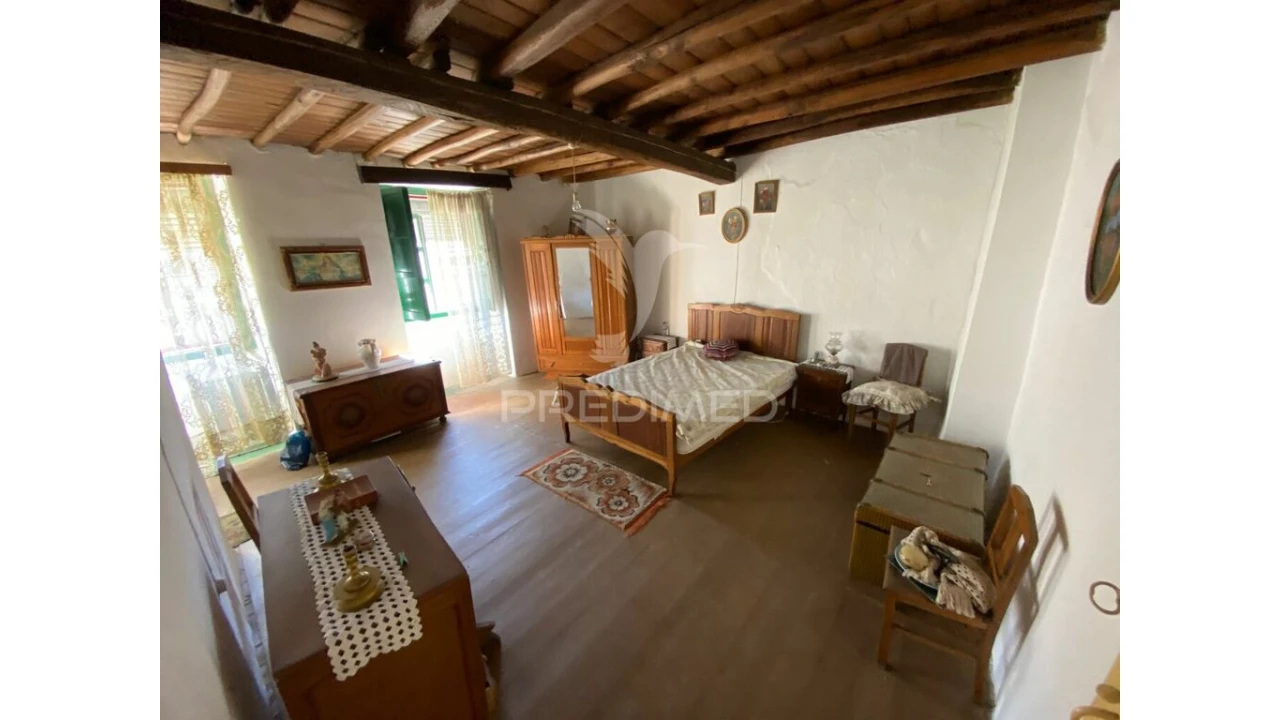 Moradia T4 para Venda em Alpalhão Foto 8