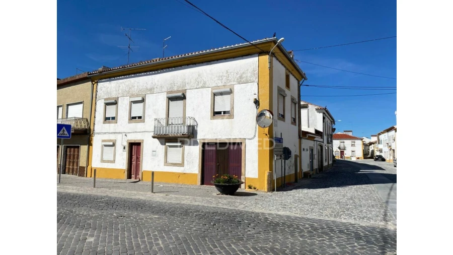 Moradia T4 para Venda em Alpalhão