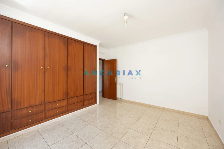 Prédio para Venda em Pedreiras Foto 37