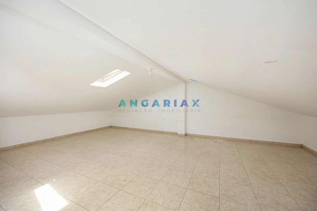 Prédio para Venda em Pedreiras Foto 27