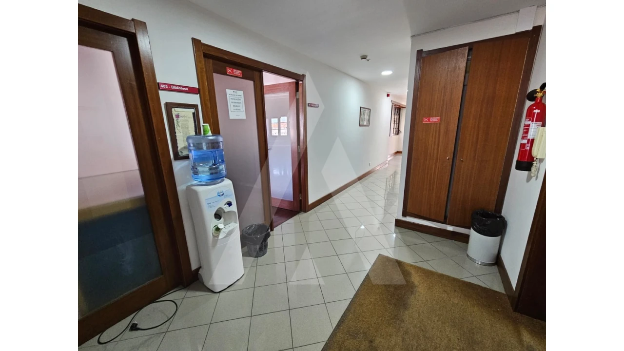 Prédio para Venda em Glória e Vera Cruz Foto 25