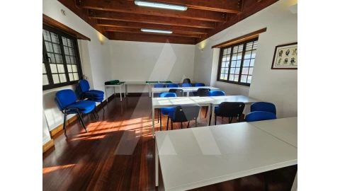 Prédio para Venda em Glória e Vera Cruz
