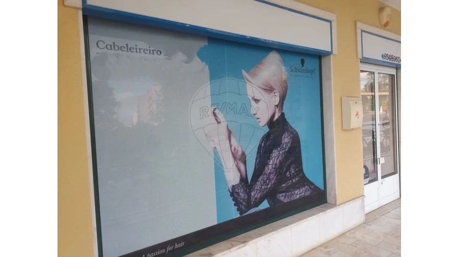 Negócio para Venda em Massamá e Monte Abraão Foto 4