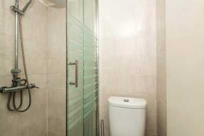 Apartamento T1 para Venda em Santa Maria Maior