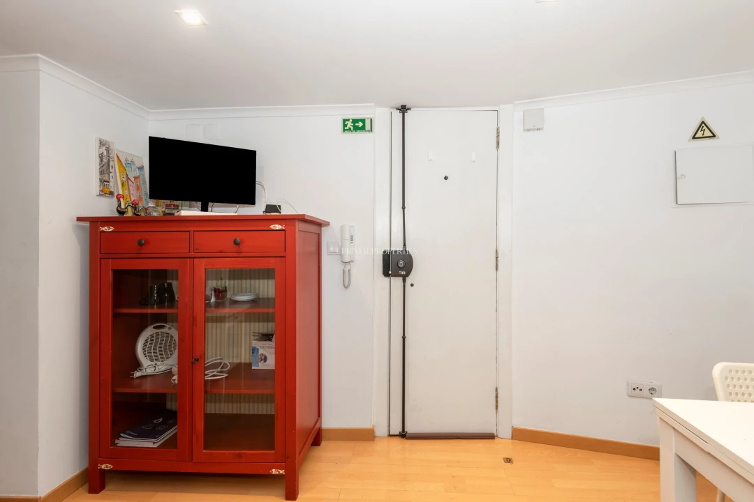 Apartamento T1 para Venda em Santa Maria Maior Foto 15