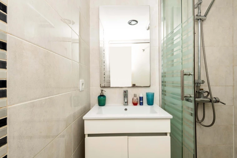 Apartamento T1 para Venda em Santa Maria Maior Foto 2