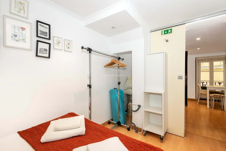 Apartamento T1 para Venda em Santa Maria Maior Foto 4
