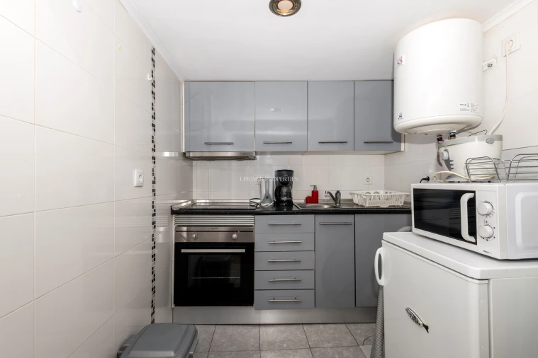 Apartamento T1 para Venda em Santa Maria Maior Foto 17