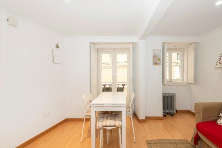 Apartamento T1 para Venda em Santa Maria Maior Foto 12