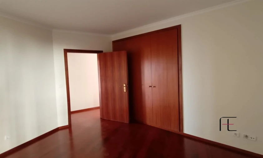 Apartamento T3 para Venda em Funchal (São Pedro) Foto 6