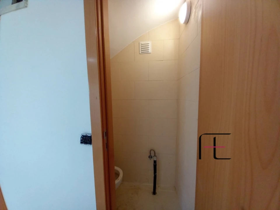 Moradia T3 para Venda em Carcavelos e Parede Foto 17