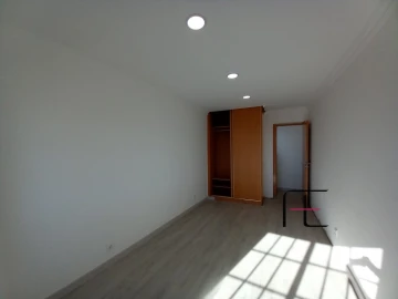 Moradia T3 para Venda em Carcavelos e Parede