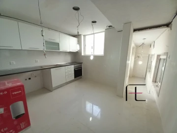 Moradia T3 para Venda em Carcavelos e Parede