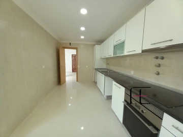 Moradia T3 para Venda em Carcavelos e Parede