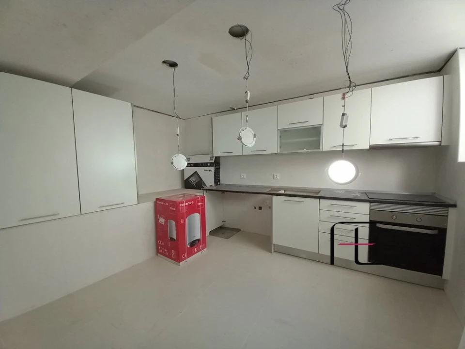 Moradia T3 para Venda em Carcavelos e Parede Foto 58
