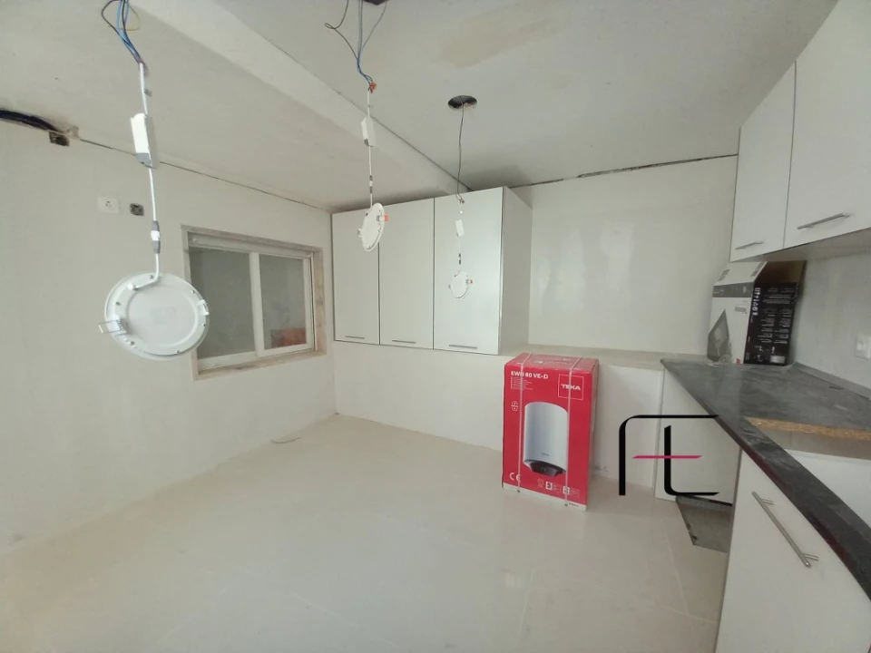 Moradia T3 para Venda em Carcavelos e Parede Foto 60
