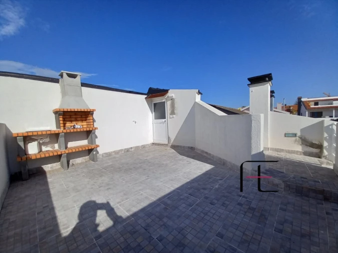 Moradia T3 para Venda em Carcavelos e Parede Foto 33