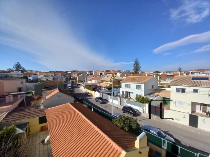 Moradia T3 para Venda em Carcavelos e Parede Foto 34