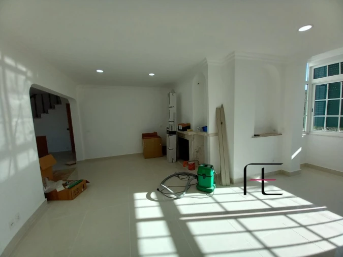Moradia T3 para Venda em Carcavelos e Parede Foto 5