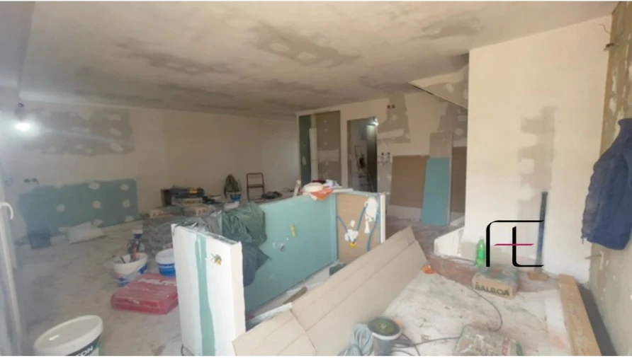 Moradia T3 para Venda em Benfica Foto 8