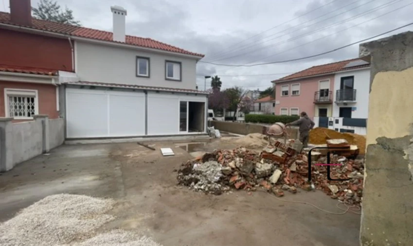 Moradia T3 para Venda em Benfica Foto 6