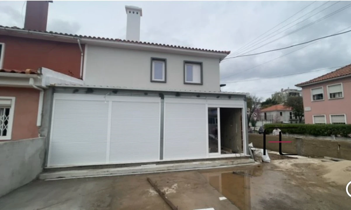 Moradia T3 para Venda em Benfica Foto 4