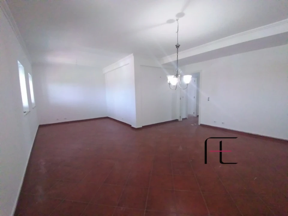 Moradia T7 para Venda em Rio de Mouro Foto 23