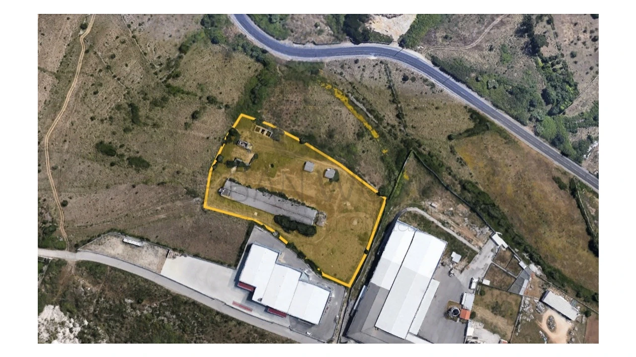 Terreno Comércio / Armazém para Venda em Venda do Pinheiro e Santo Estêvão das Galés Foto 17