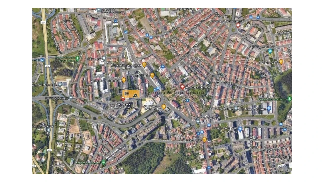Terreno para Venda em Cidade da Maia Foto 1