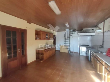 Moradia T3 para Venda em Mujães