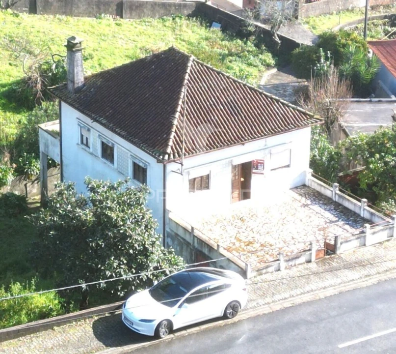 Moradia T3 para Venda em Mujães Foto 8