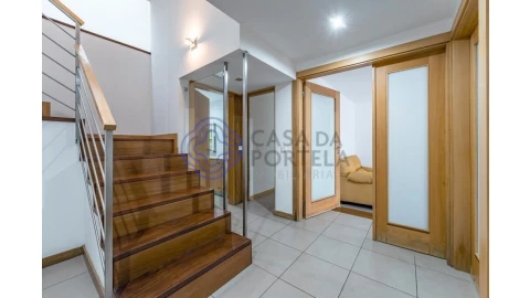 Moradia T5 para Venda em Aldoar, Foz do Douro e Nevogilde