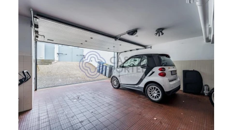 Moradia T5 para Venda em Aldoar, Foz do Douro e Nevogilde