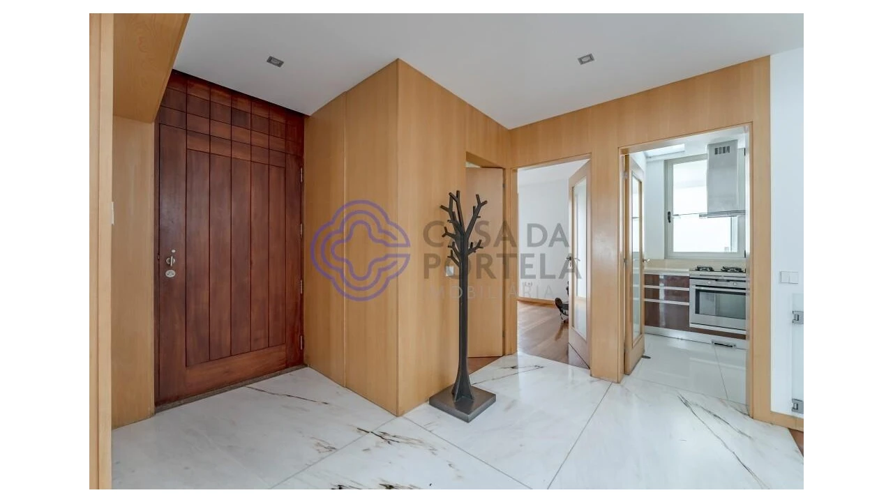 Moradia T5 para Venda em Aldoar, Foz do Douro e Nevogilde Foto 6