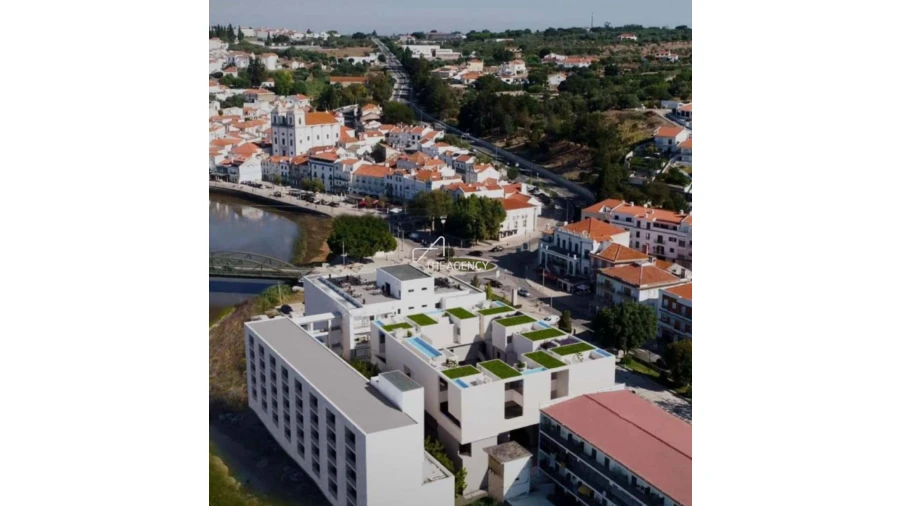 Negócio para Venda em Santa Maria do Castelo e Santiago e Santa Susana Foto 9