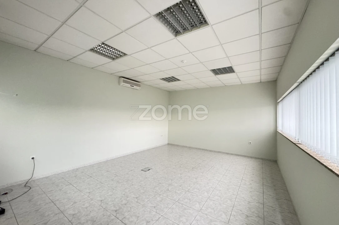 Terreno Comércio / Armazém para Venda em Barcelos, V.Boa, V.Frescainha Foto 30