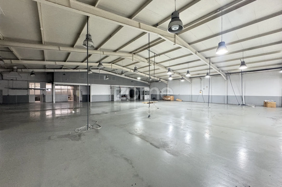 Terreno Comércio / Armazém para Venda em Barcelos, V.Boa, V.Frescainha Foto 1