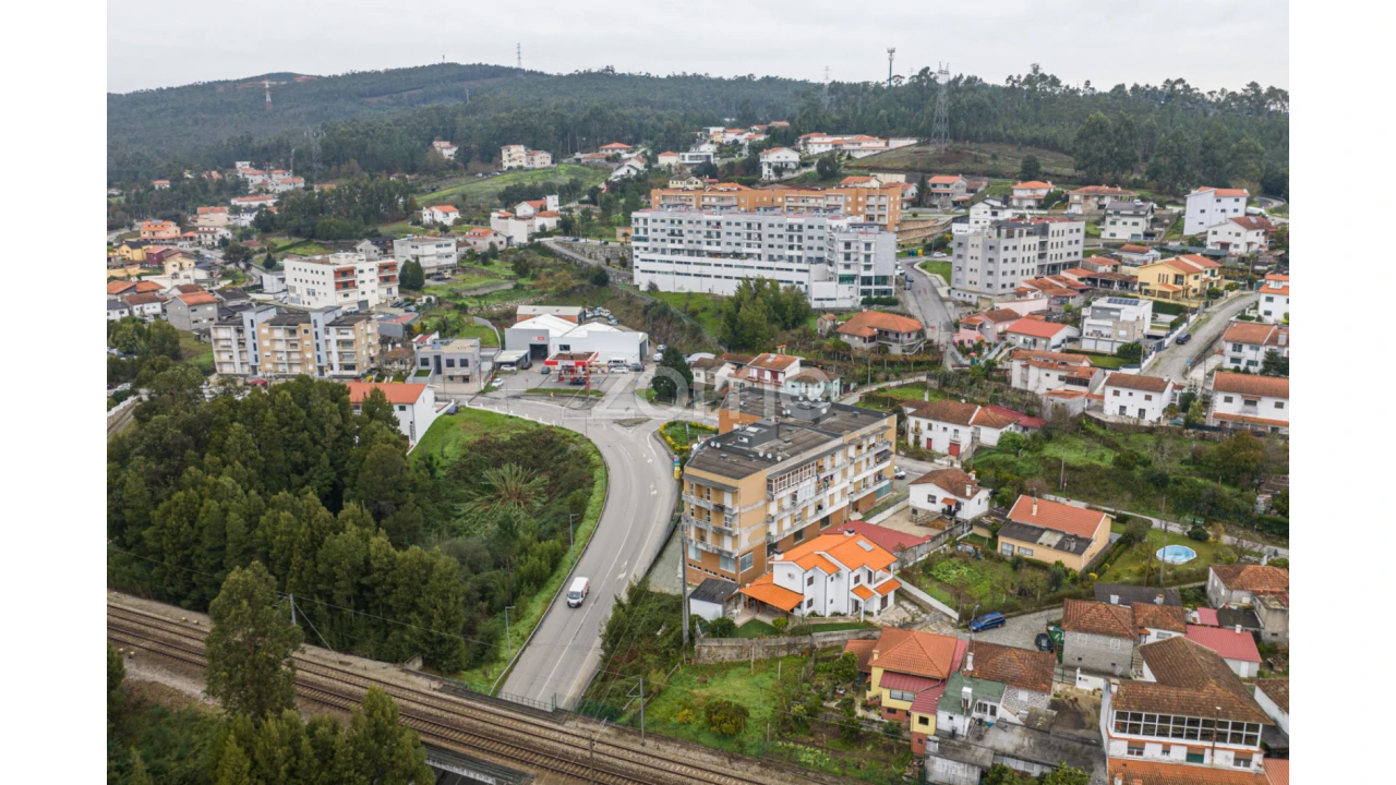Negócio para Venda em Sobreira Foto 13
