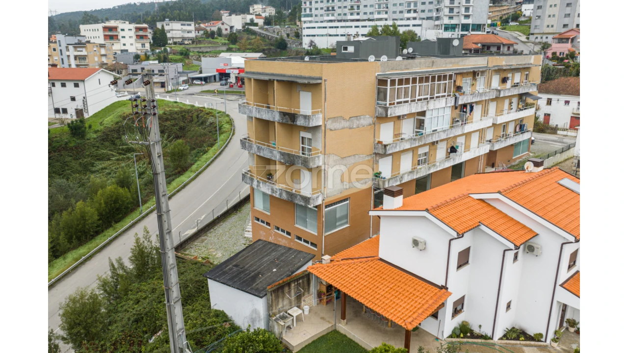 Negócio para Venda em Sobreira Foto 11