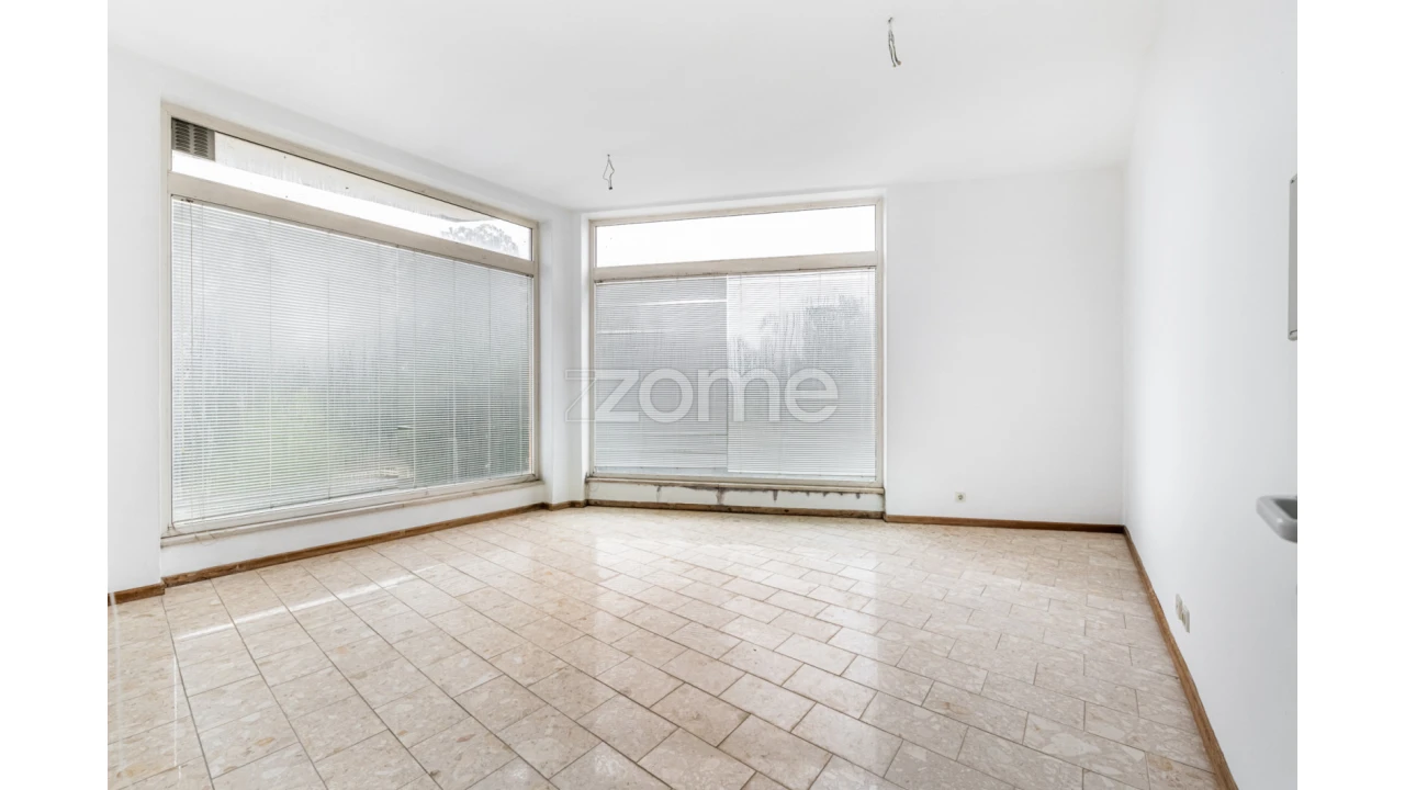 Negócio para Venda em Sobreira Foto 2