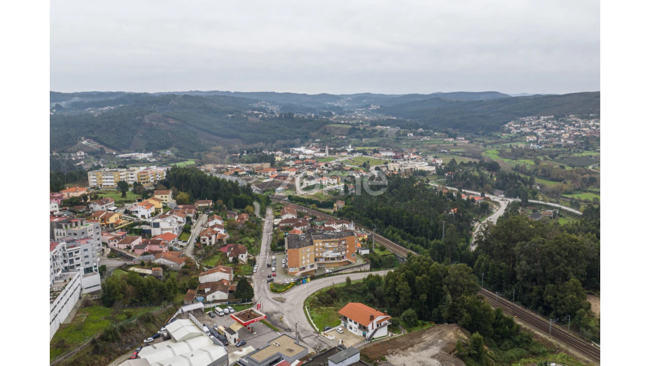 Negócio para Venda em Sobreira Foto 14