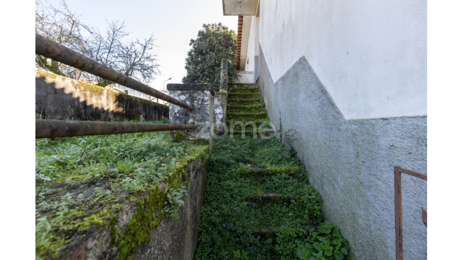 Quinta T8 para Venda em Arganil Foto 21