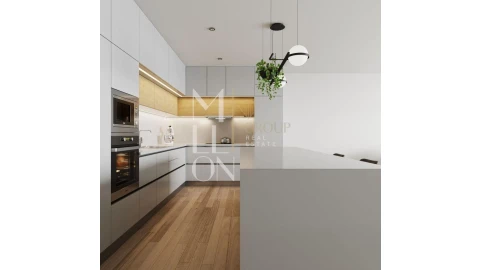 Apartamento T4 para Venda em São Martinho