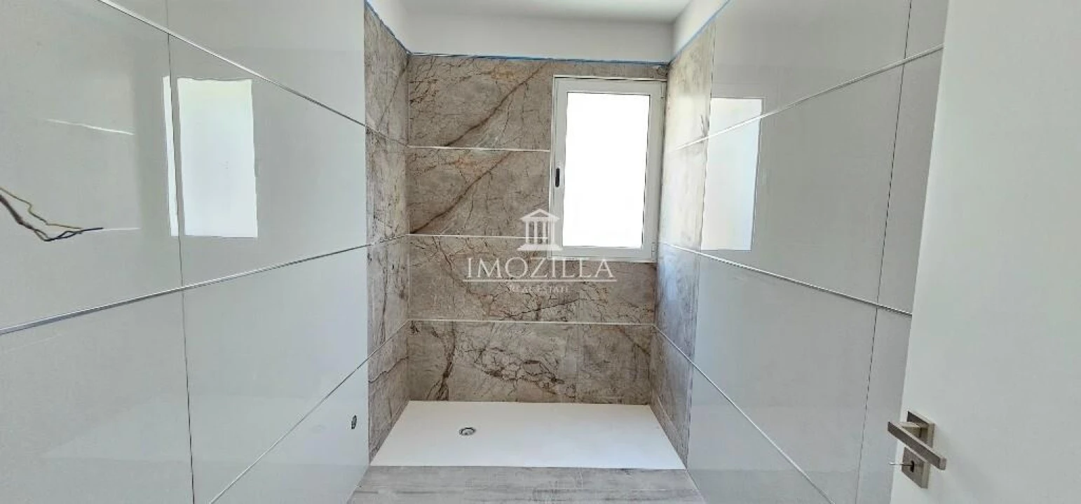 Moradia T3 para Venda em Ponta do Sol Foto 16