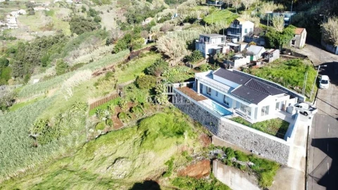 Moradia T3 para Venda em Ponta do Sol